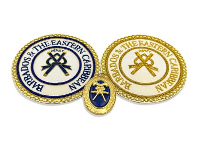 Craft District Undress & Dress Apron Badge & Collar Jewel