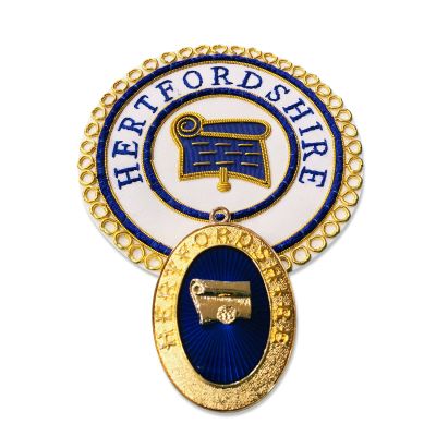 Craft Provincial Undress Apron Badge & Collar Jewel